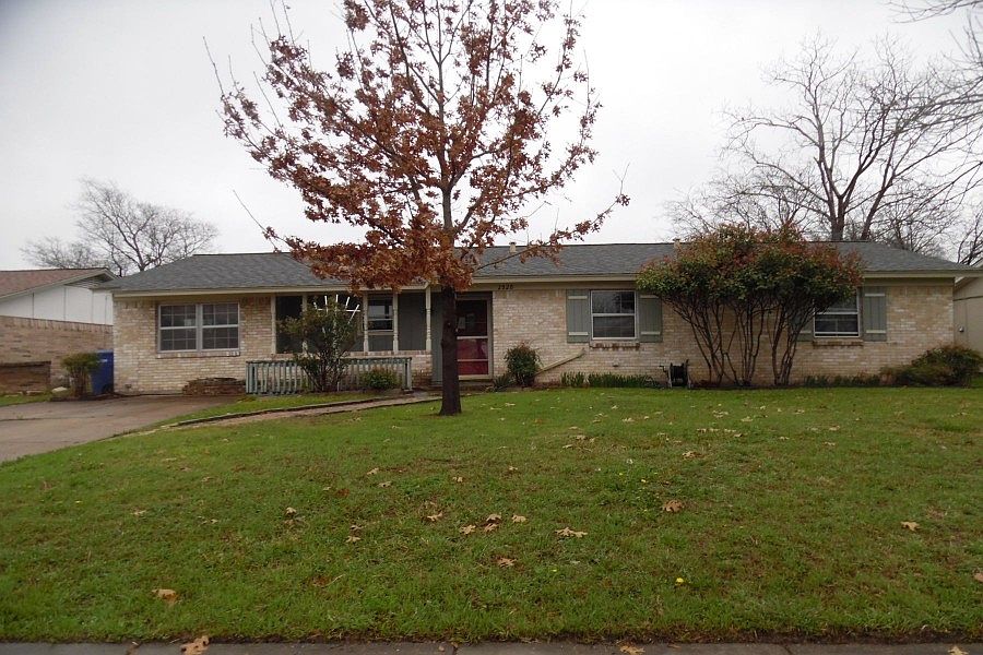 1st image of 2526 Hightrail Dr