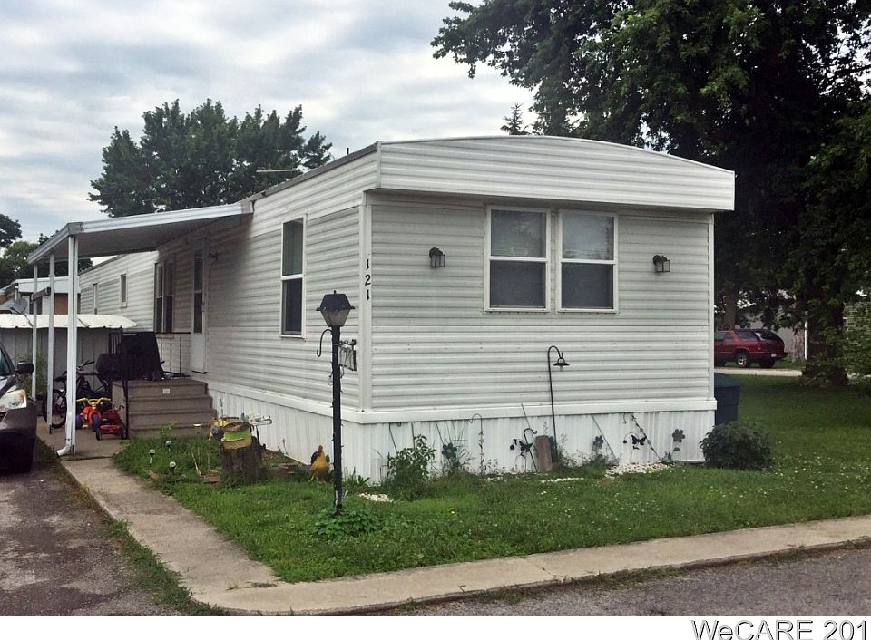2nd image of 121 Briarwood Dr