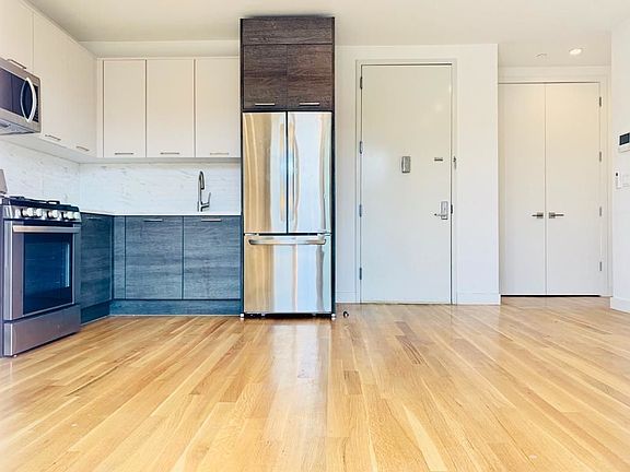 4th image of 625 E 18th St #2A
