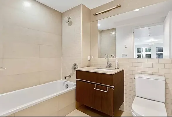 Rented by Blue Lotus Realty Brokerage | media 16