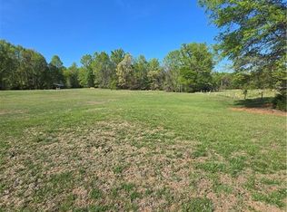 393 State Highway 87 N, Reidsville, NC 27320
