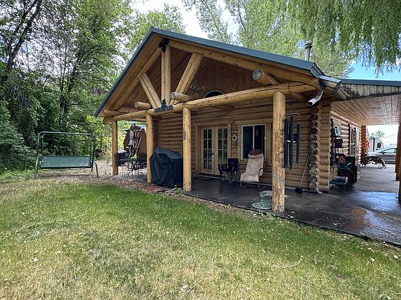 3rd image of 3463 Rimrock Rd