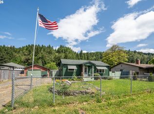 47885 W 1st St, Oakridge, OR 97463