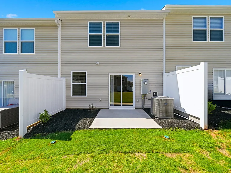 1921 Tranquility Cir #B — Photo 26