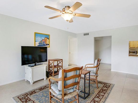 5th image of 1104 W Green Pine Boulevard #A2