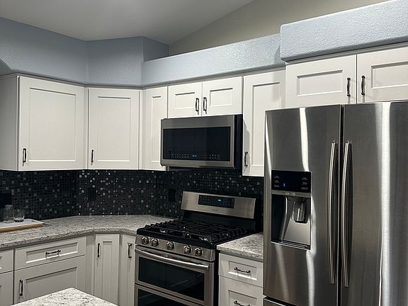 5th image of 20418 N 38th Dr