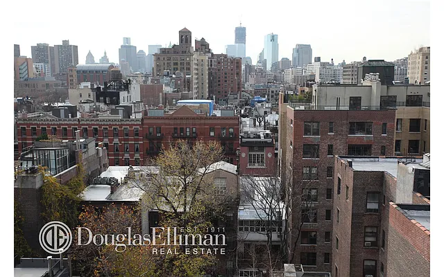 Sold by Douglas Elliman | media 15