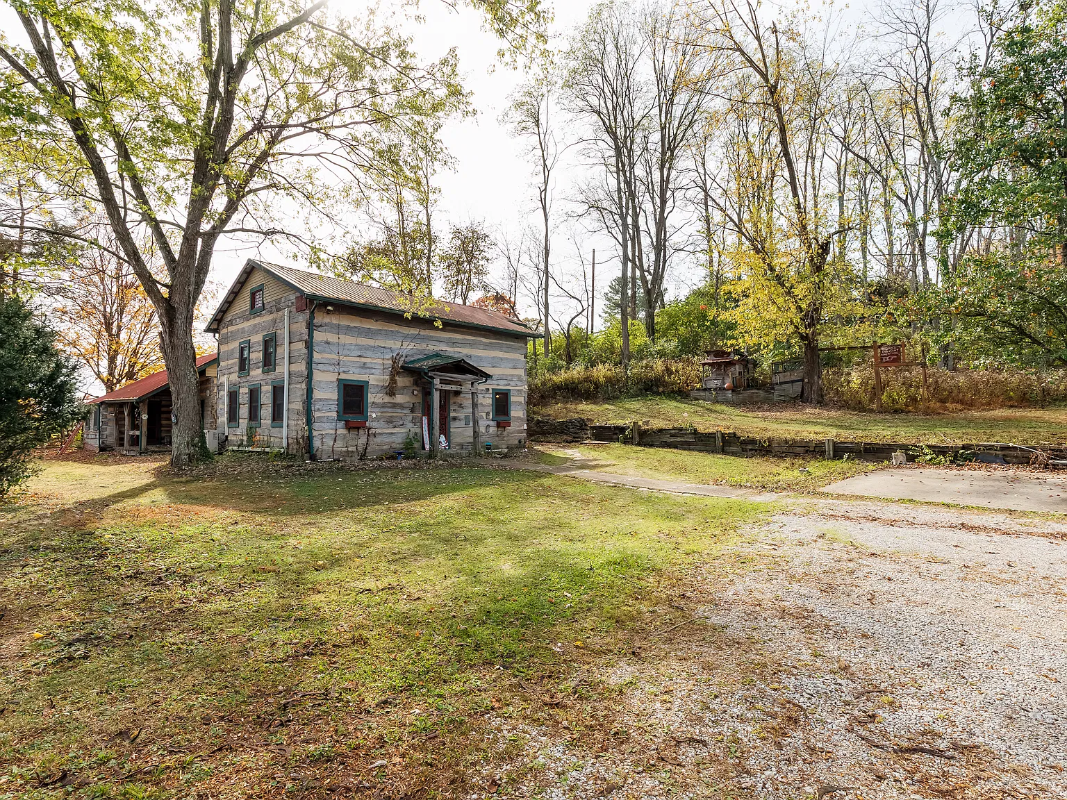 2043 Longbranch Rd — Photo 3