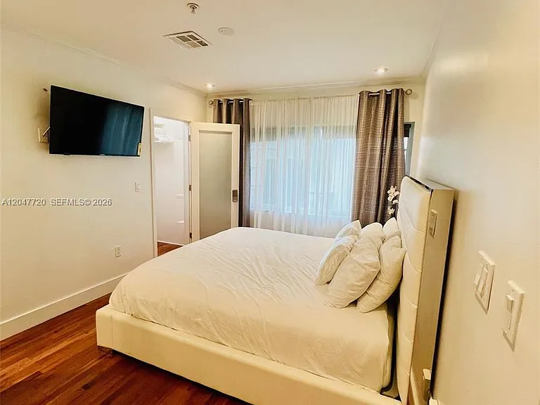 600 Euclid Ave #5B — Photo 21
