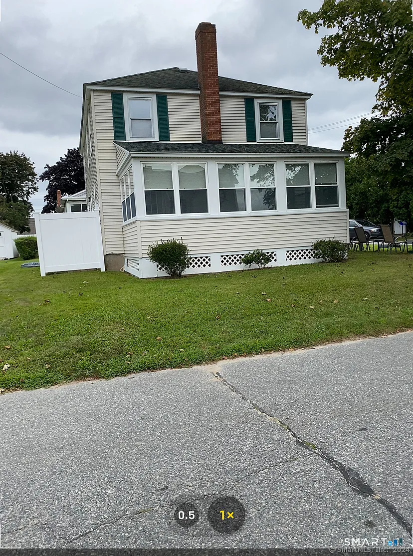 3 bed, 1.5 bath, 1440 sqft, $2,500 — Photo 3
