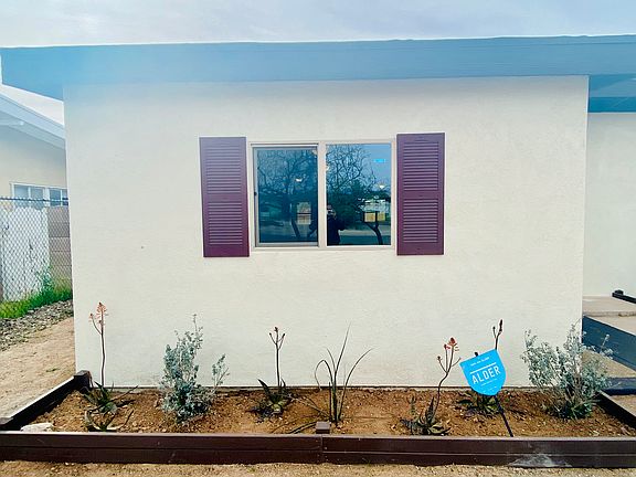 3rd image of 2042 S Wilson Ave