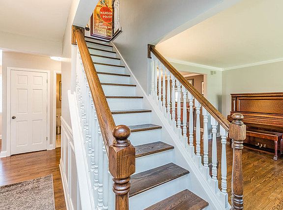 3rd image of 5405 Lawn Ave