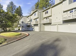 3433 McNary Pkwy #803, Lake Oswego, OR 97034