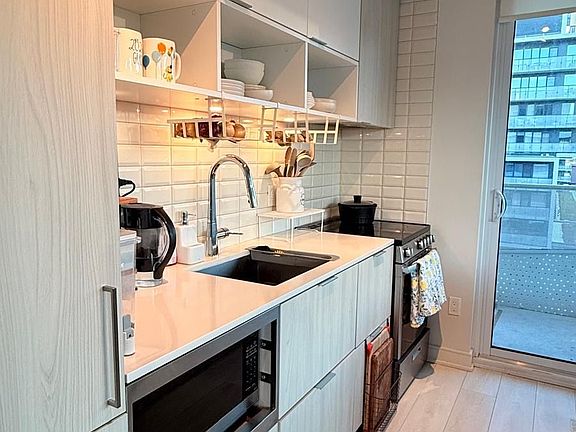 2nd image of 60 Tannery Rd #910
