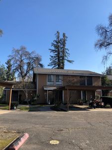 340 N Crenshaw Rd, Visalia, CA, 93291