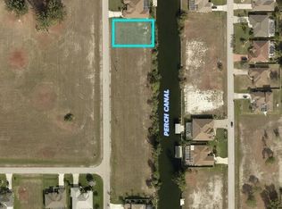 3725 SW 17th Pl LOT 70, Cape Coral, FL 33914