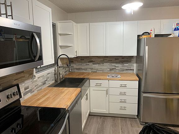 3rd image of 107 Schafer St APT 9B