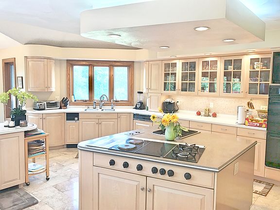 Custom Chef's Kitchen