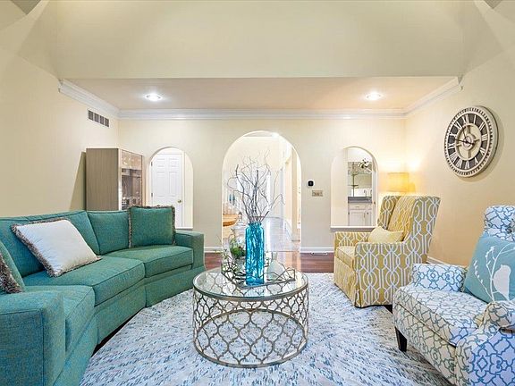 5th image of 10276 Wexford Ct