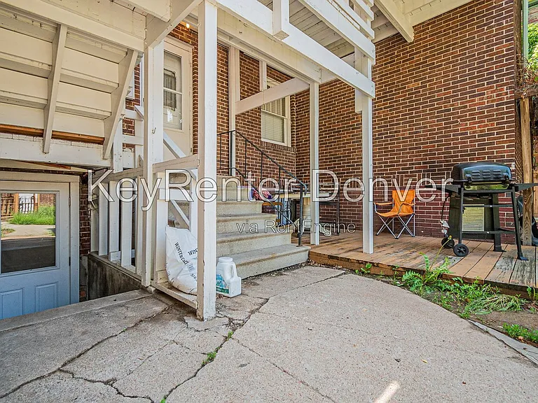 945 N Washington St #100 — Photo 48