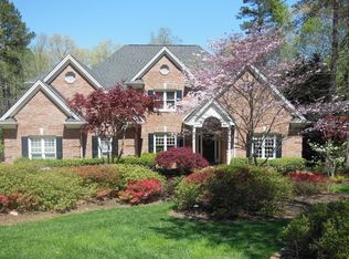 1340 Kinsdale Dr, Raleigh, NC 27615