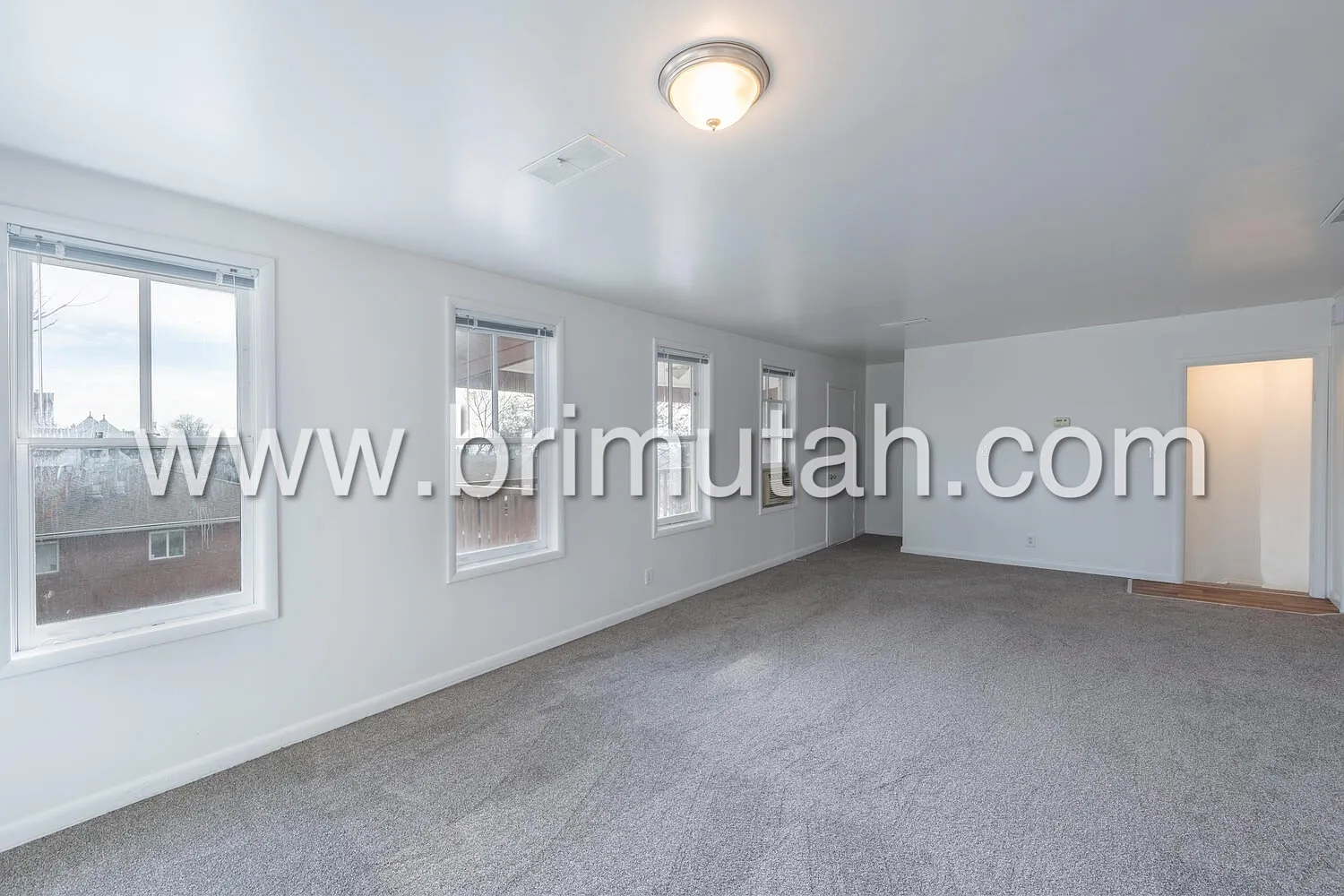 1261-1267 Alameda Avenue - 1263 — Photo 3