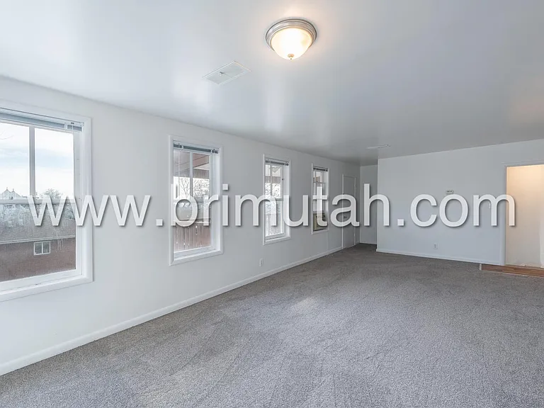 1261-1267 E Alameda Ave #1263 — Photo 3