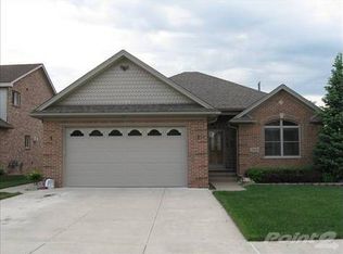 15830 Humphrey St, Southgate, MI 48195