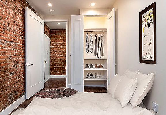 5th image of 921 Washington Ave APT 4I