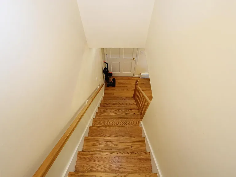 230 Field Rd — Photo 18