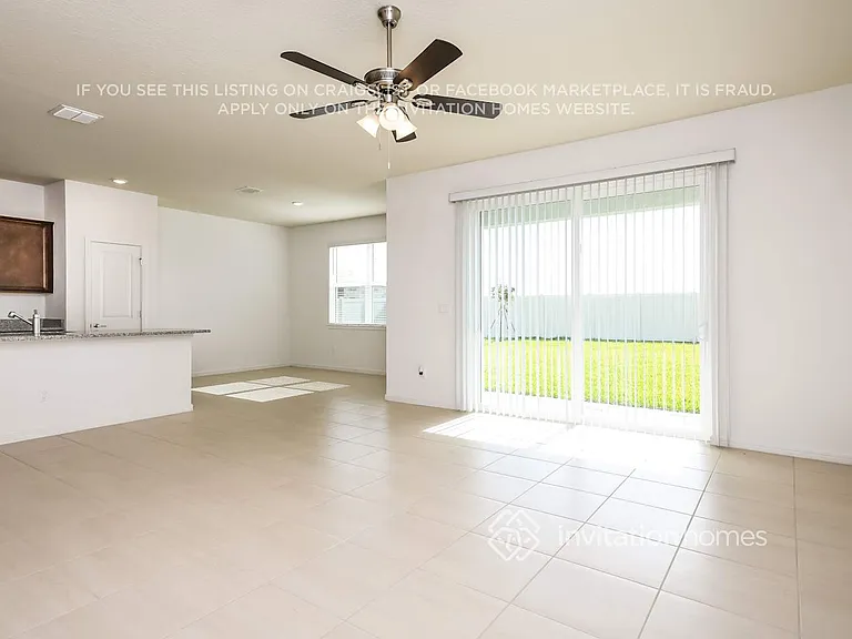 2121 Calm Night St — Photo 4