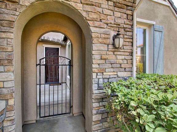 3rd image of 9680 Hawkes Bay Ct