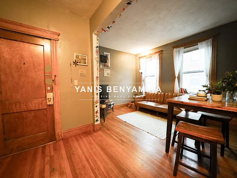 86 Glenville Ave #15 — Photo 4