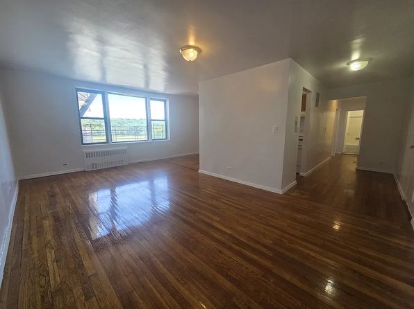 210 W 251st St APT 2B