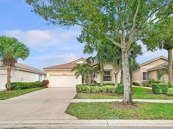 2nd image of 2250 Egret Cove Drive