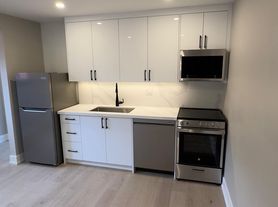 500 Salem Ave N, Toronto, ON