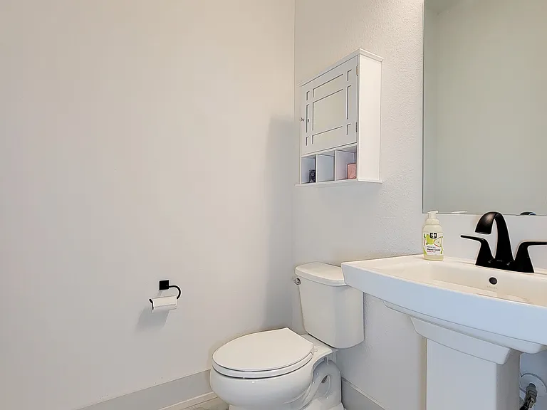 5023 Golden Peach Rd — Photo 28