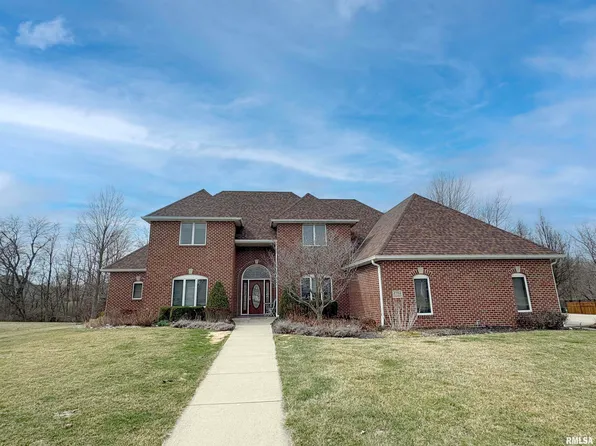 1714 Oak Rdg, Washington, IL 61571
