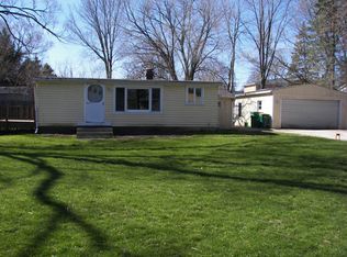 646 Archie Pl, Sycamore, IL 60178