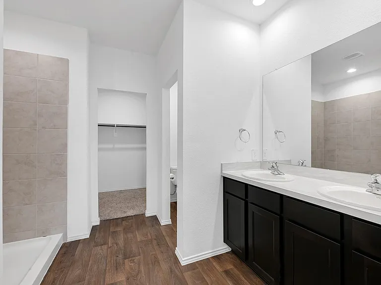 21503 Flowering Garden Ln — Photo 14