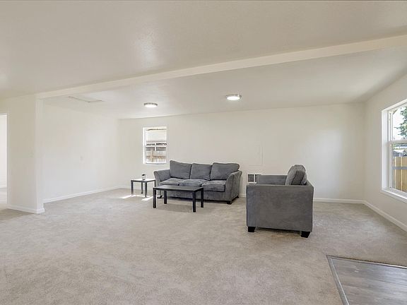 3rd image of 126 157th St E