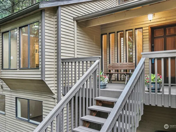 13310 252nd Avenue SE, Issaquah, WA 98027