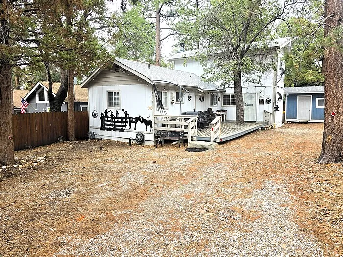 789 Vista Ave — Photo 2
