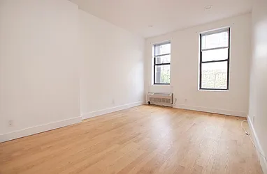 Rented by Mossanen Group