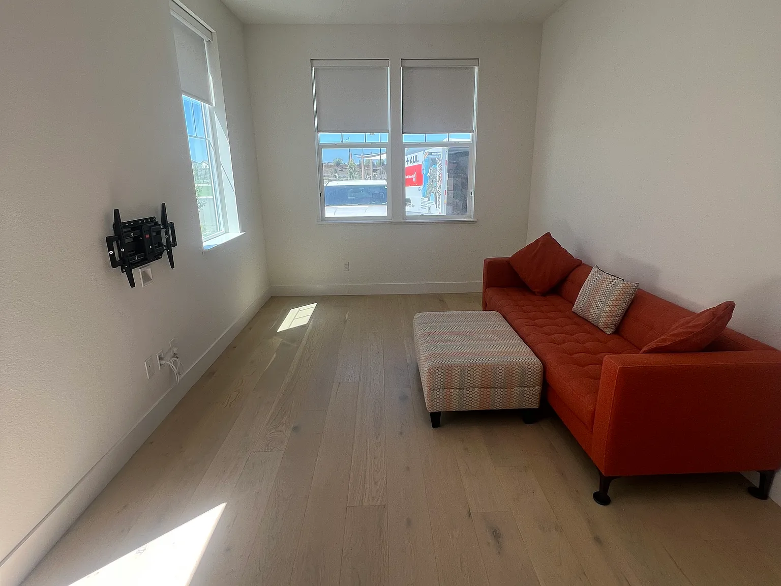 17306 Canutes Ct — Photo 3