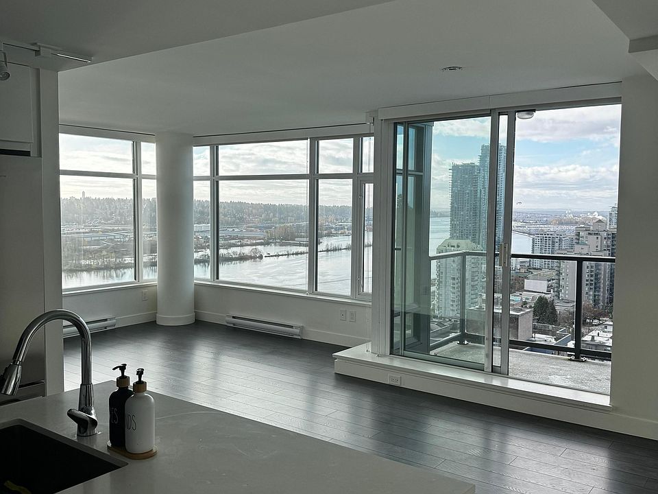 1st image of 188 Agnes St #1704