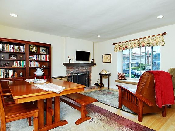 Living/ Dining Room