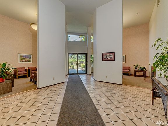 3rd image of 11300 1st Ave NE APT 314