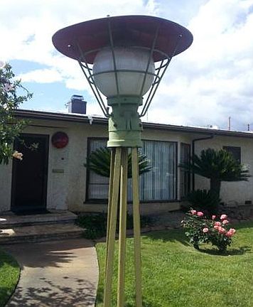 3rd image of 209 N Morris Ave