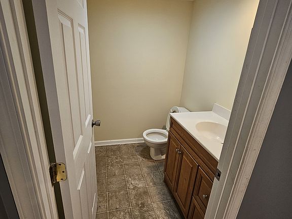 5th image of 20 N Park St